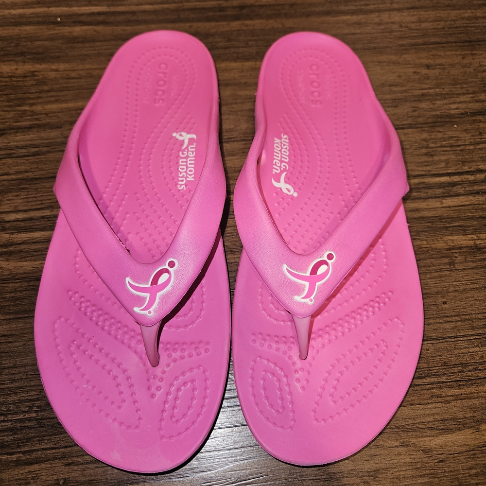 CROCS Susan G Komen Cancer Pink Women's Sandals Size 8